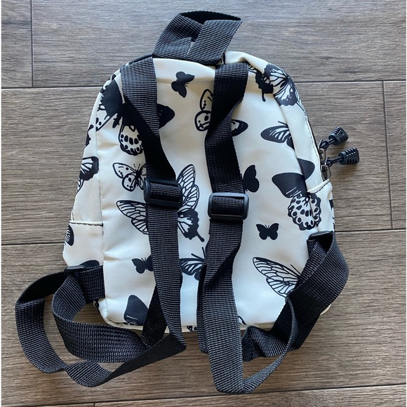 Butterfly Backpack White and Black Preppy Classic Backpack Waterproof - Picture 2 of 8